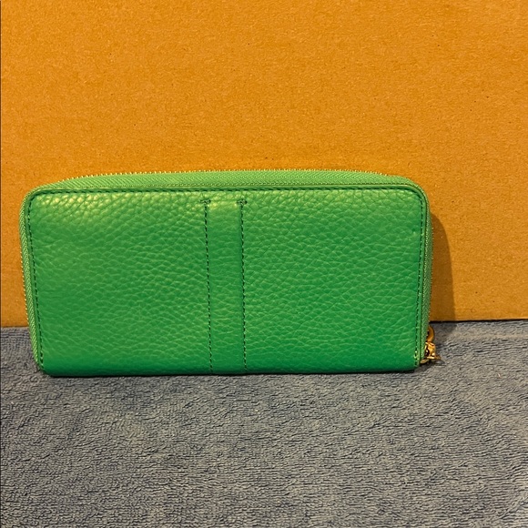 Cole Haan Green Leather Women's Wallet - Picture 4 of 8